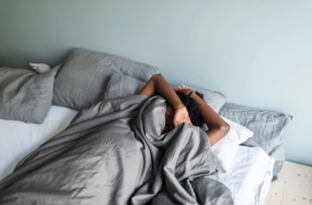 how to beat jet lag naturally